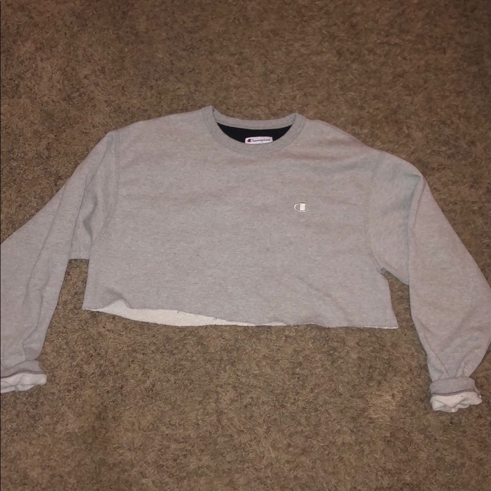Cropped Champion crewneck